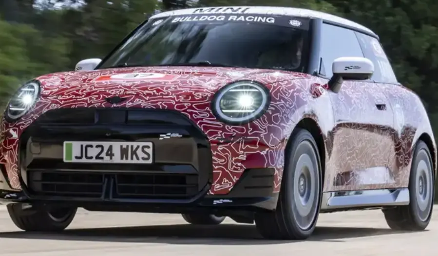 MINI John COOPER Works E官方图曝光，将于古德伍德速度节首秀